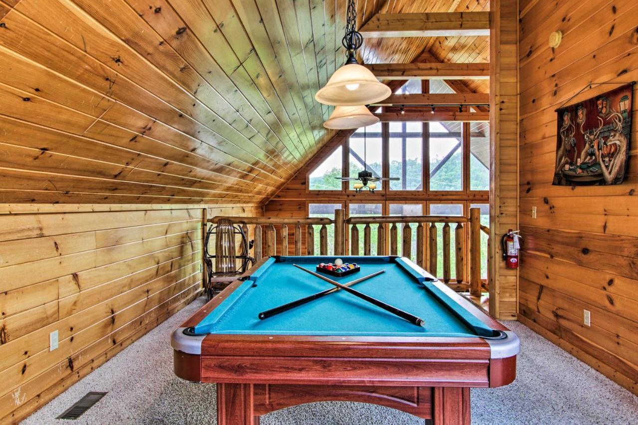 Expansive Gatlinburg Cabin Hot Tub, Deck And Grill! Buitenkant foto