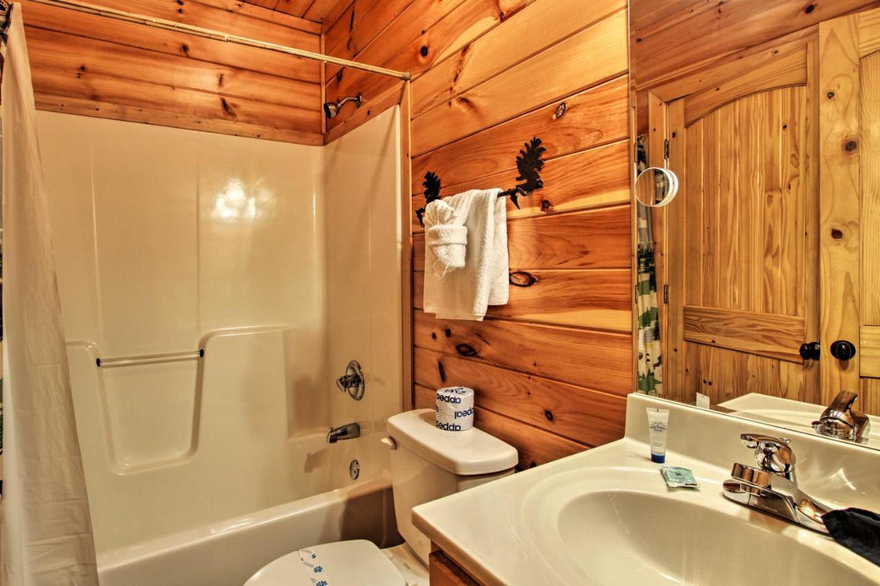 Expansive Gatlinburg Cabin Hot Tub, Deck And Grill! Buitenkant foto